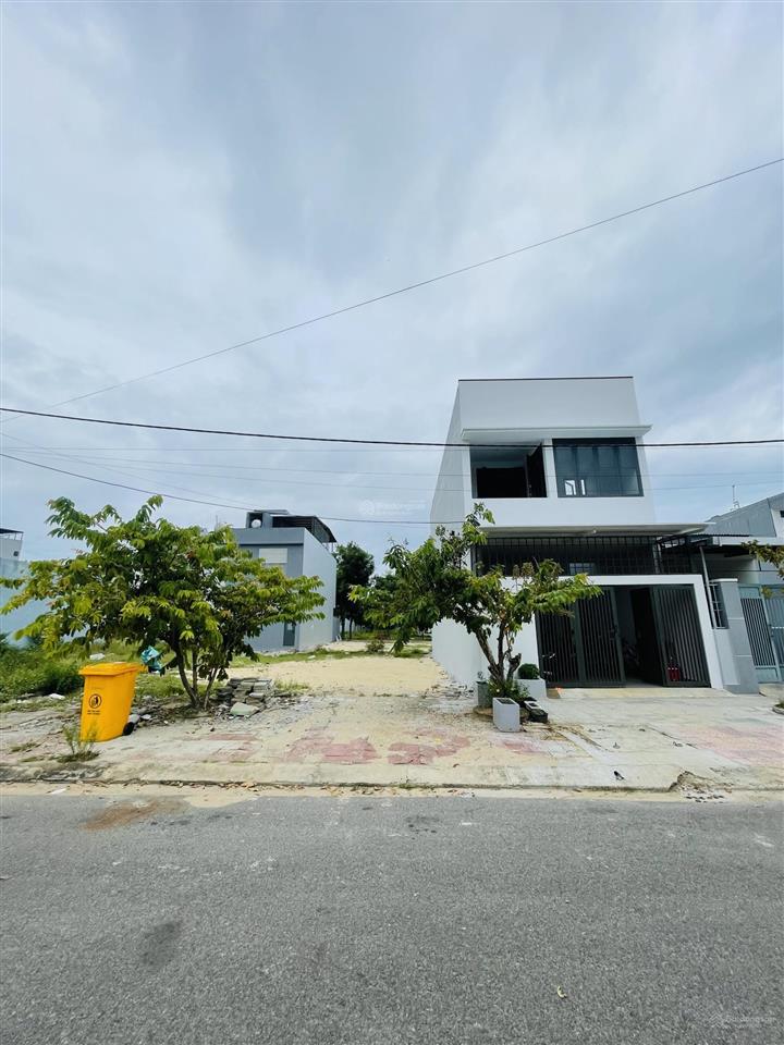 Chỉ 3,1 tỷ sở hữu ngay 100m2 đất sát bên đại học fpt gần sông vị trí đẹp thoáng