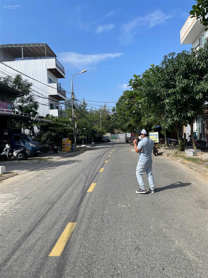 Rẻ nhất khu đô thị 1a sát đường trần hưng đạo, cách đh fpt 500m, thuận tiện ở kinh doanh