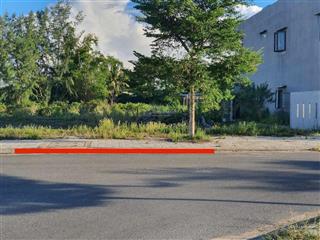 Giảm 200tr ra nhanh lô mặt tiền 8m ngay sát chợ điện ngọc gần fpt giá chỉ 3,45 tỷ