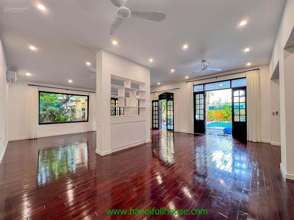 Cho thuê căn biệt thự sân vườn bể bơi 330m2 quận tây hồ 4 ngủ đồ cơ bản tuyệt đẹp, hiện đại
