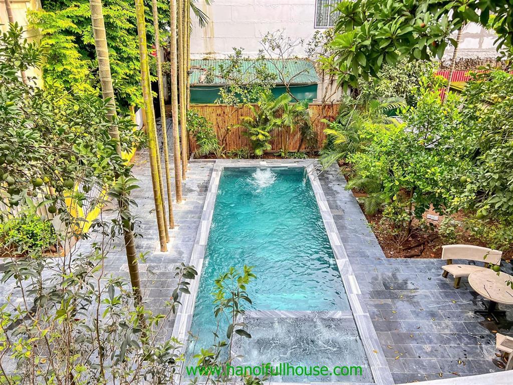 Cho thuê căn biệt thự sân vườn bể bơi 330m2 quận tây hồ 4 ngủ đồ cơ bản tuyệt đẹp, hiện đại