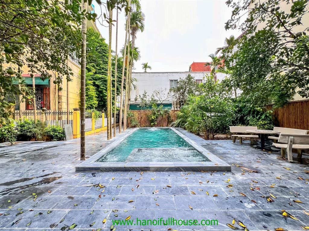 Cho thuê căn biệt thự sân vườn bể bơi 330m2 quận tây hồ 4 ngủ đồ cơ bản tuyệt đẹp, hiện đại