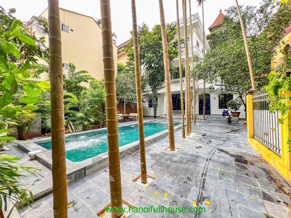 Cho thuê căn biệt thự sân vườn bể bơi 330m2 quận tây hồ 4 ngủ đồ cơ bản tuyệt đẹp, hiện đại