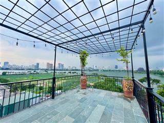 Toà nhà 6 tầng view đẹp tuyệt hồ tây và nhìn ra công viên cho bạn sở hữu