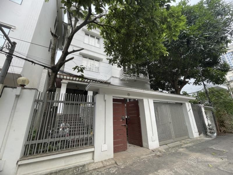 Biệt thự vườn đào bán ở khu d5 tuyệt đẹp, gara để 3 ô tô, view nhìn ra vườn hoa, gần lotte