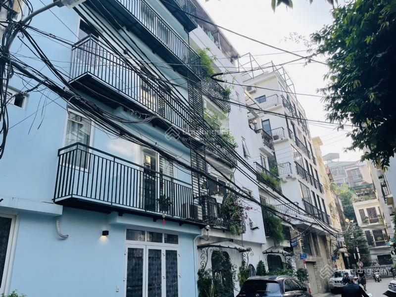 Nhà hồ tây ngõ xe hơi tránh nhau bán. căn nhà 4 tầng khu quảng an, gần hồ tây vị trí đắc địa
