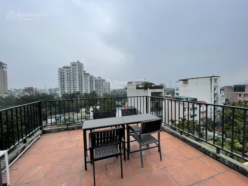Bán tòa nhà dạng apartment cho thuê 7 tầng, thang máy nội thất xịn, giá bán rẻ