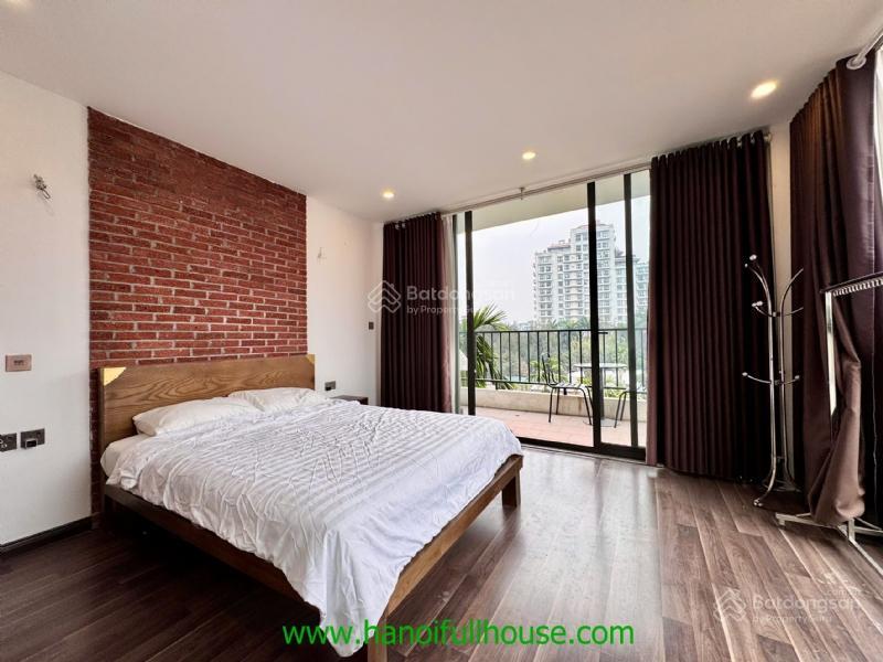 Bán tòa nhà dạng apartment cho thuê 7 tầng, thang máy nội thất xịn, giá bán rẻ