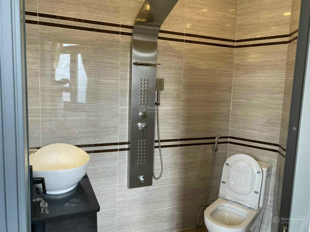 Cần cho thuê gấp nhà mt 90a yên thế, phường 2, q. tân bình gần bạch đằng, hồng hà