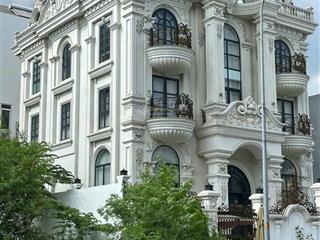 Chính chủ kẹt tiền bán biệt thự gần sông sài gòn thạnh mỹ lợi quận 2 15x20m giá giảm 135 còn 125 tỷ