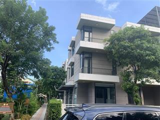 Kẹt tiền bán gấp biệt thự góc công viên kdc cát lái quận 2 dt 7*17m giá rẻ 10,5tỷ sổ hồng