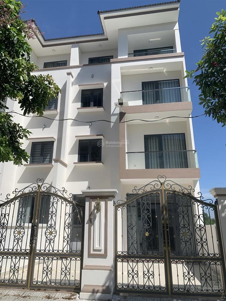 Cần tiền bán gấp biệt thự cao cấp kdc cát lái quận 2 dt 8*17m giá rẻ hơn thị trường 19,5tỷ sổ hồng