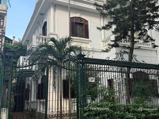 Bán gấp nhà ngõ 59 láng hạ, ba đình 130m2 x 5t, oto tránh kd đỉnh giá 50 tỷ (tl) 0982 880 ***