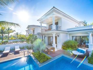 Cho thuê villa hồ bơi cực đẹp, dễ kinh doanh, có sẵn lượng khách quen. dễ làm