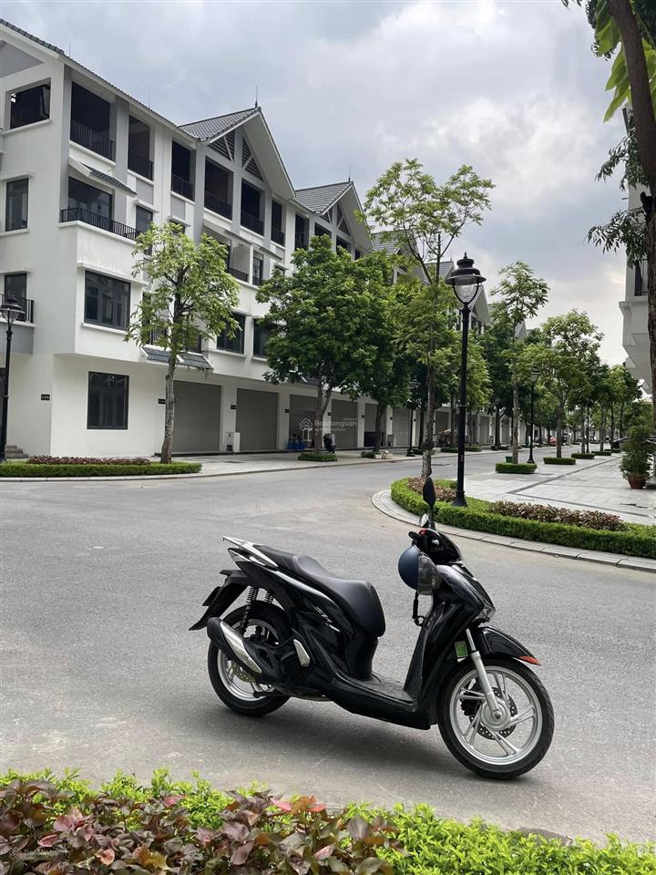 (lô góc)bán biệt thự liền kề hinode royal park 150mx5t oto tránh vỉa hè hơn 20 tỷ giá đầu tư gần hồ