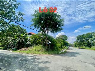 Bán lô đất biệt thự góc 2mt view hồ sinh thái 12ha, sát sông sài gòn, khu an ninh,p. tml, tthc q2