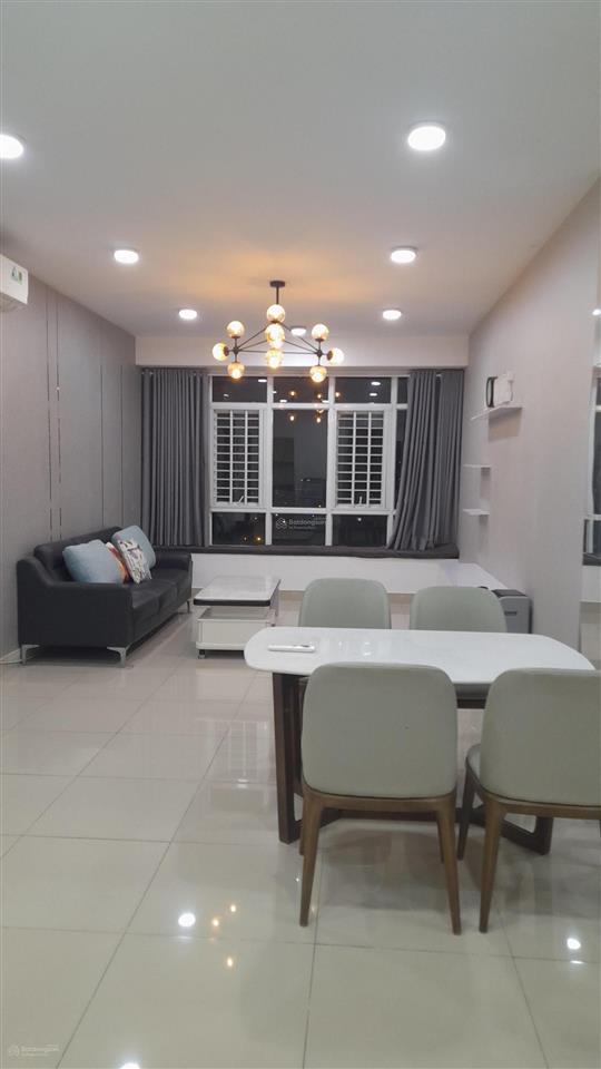 Tôi chính chủ bán căn lầu 15 block a nhà 2 phòng ngủ 2wc giấy tờ công nhận 51m2 bán để lại nội thất