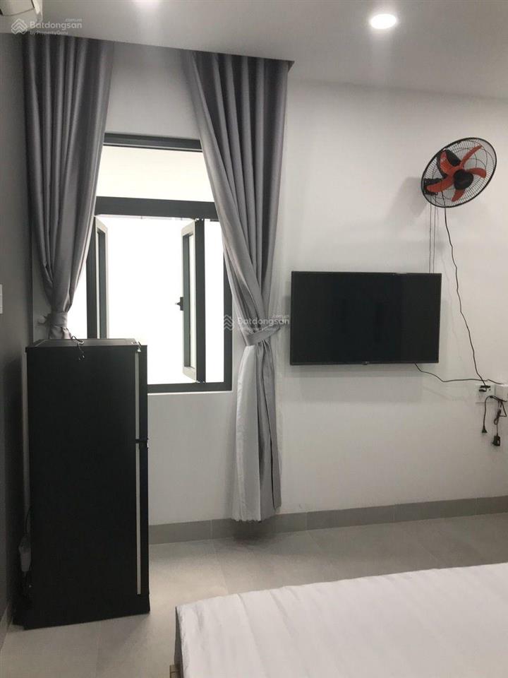 Tôi chính chủ bán căn lầu 15 block a nhà 2 phòng ngủ 2wc giấy tờ công nhận 51m2 bán để lại nội thất