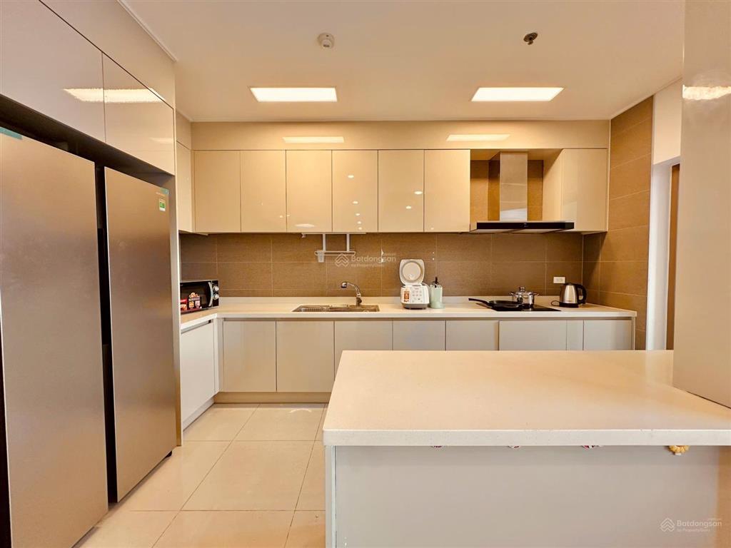 Căn hộ cho thuê starlake tây hồ từ 2pn  update tháng 2 cơ bản  full đồ giá tốt nhất