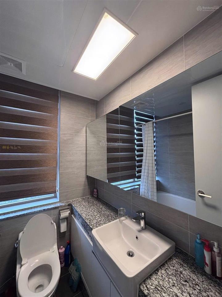 Trực tiếp chính chủ cho thuê căn hộ 3pn trục căn h. diện tích 125m2 full đồ 44tr/tháng tại starlake