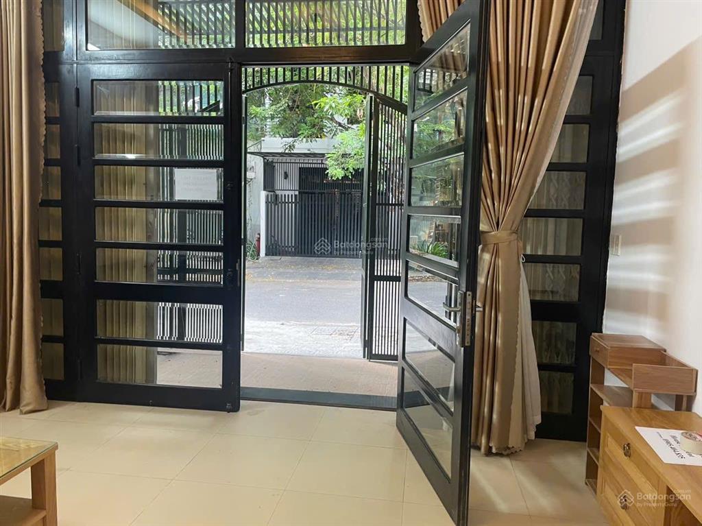 Bán nhà 3 tầng đường tạ mỹ duật, mặt tiền 5m giá siêu tốt, 0788 805 *** em