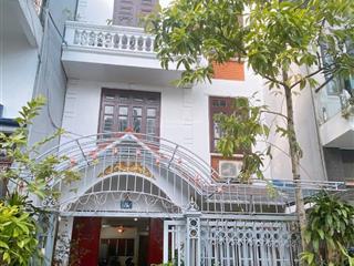Bán nhà 3 tầng  dân xây để ở vô cùng chắc chắn  gần siêu thị metro & tt hành chính hải phòng