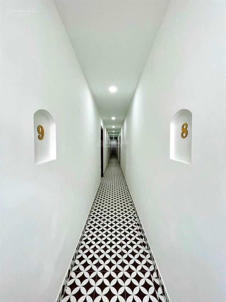 Căn hộ dv gần lotte 31 phòng. hiện tại đang cho thuê thu nhập 150 triệu / tháng ngang 8m dài 29m