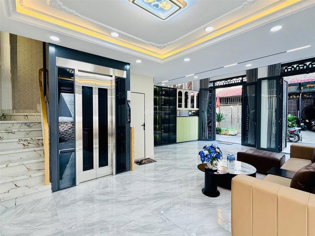 Nhà mới tân cổ điển có thang máy hẻm xe hơi bùi quang là p12