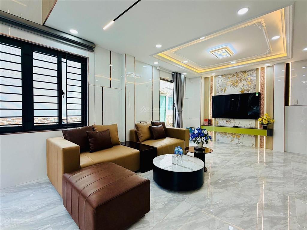 Nhà mới tân cổ điển có thang máy hẻm xe hơi bùi quang là p12