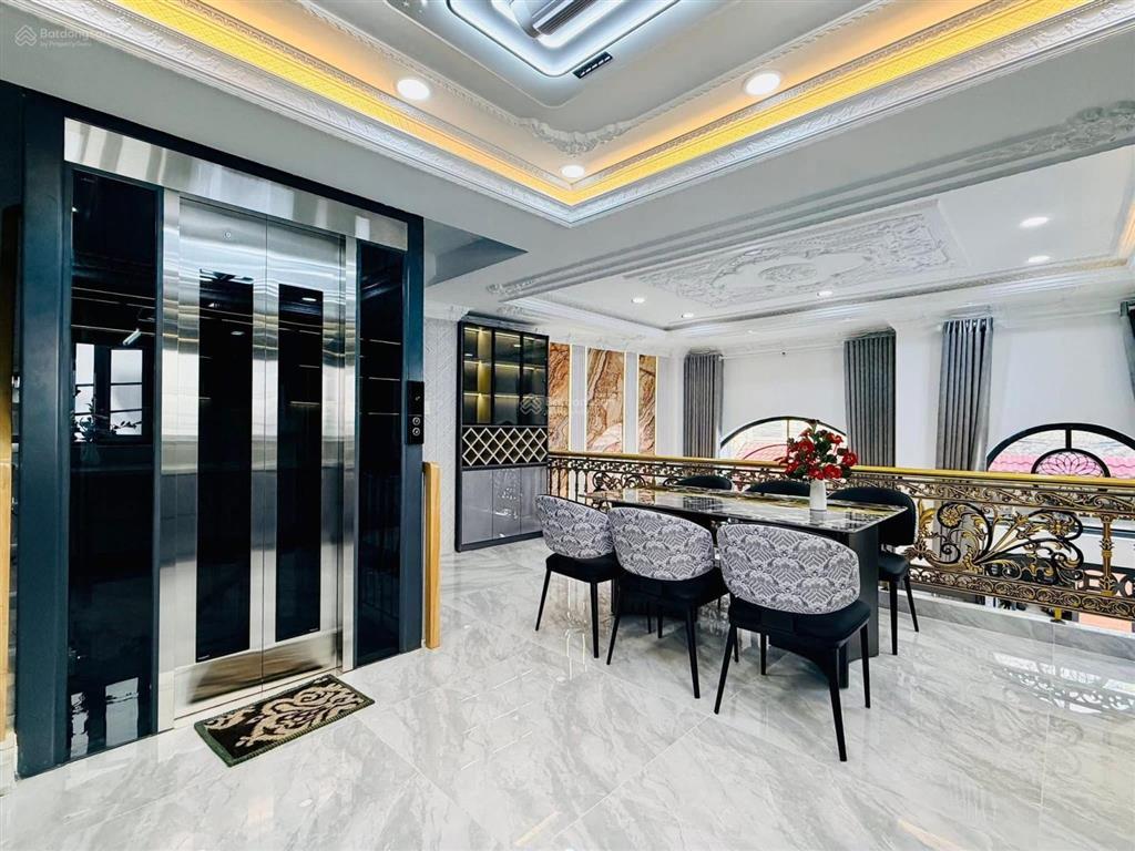 Nhà mới tân cổ điển có thang máy hẻm xe hơi bùi quang là p12