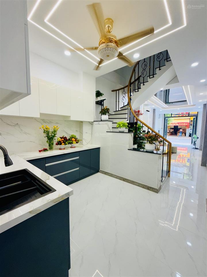 Bán nhà mặt tiền 527 nguyễn văn khối 9tỷ9 thương lượng trệt 2 lầu