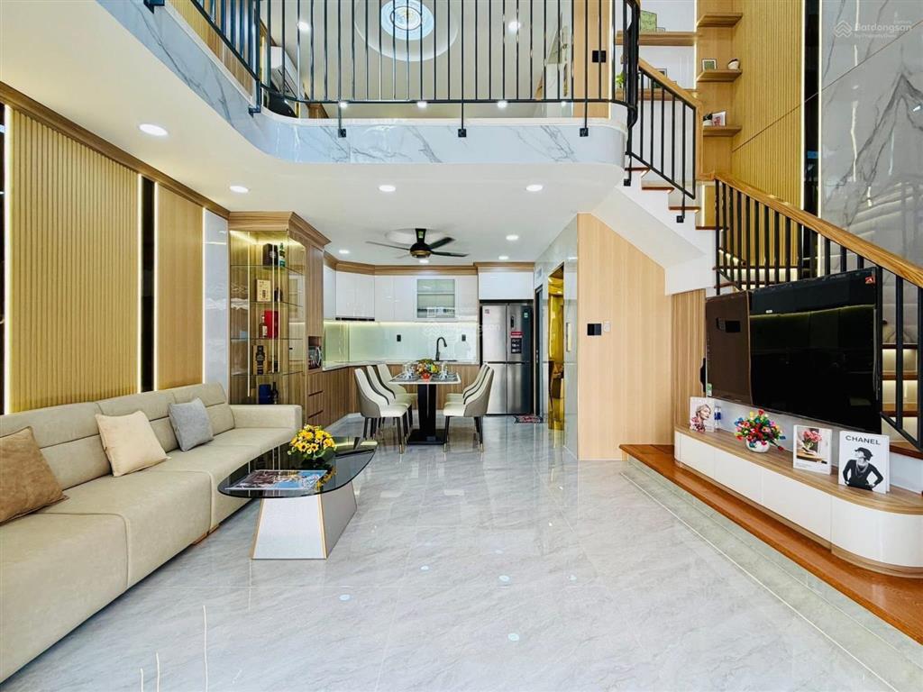 Bán nhà 309/2 nguyễn oanh p17 có thang máy 8,8 tỷ ngang 6m trệt lửng 2 lầu