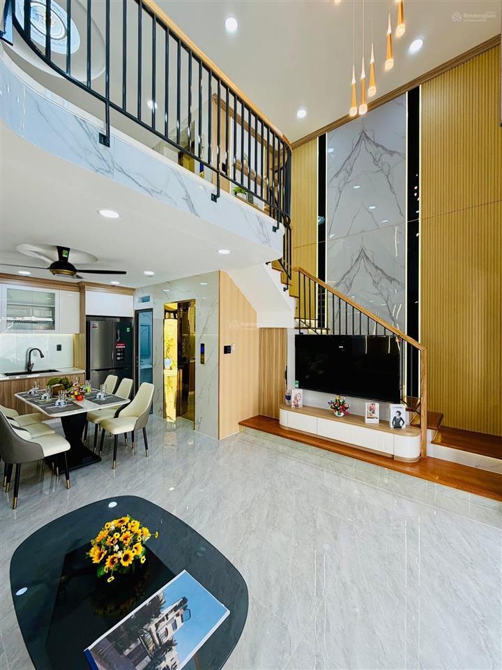 Bán nhà 309/2 nguyễn oanh p17 có thang máy 8,8 tỷ ngang 6m trệt lửng 2 lầu