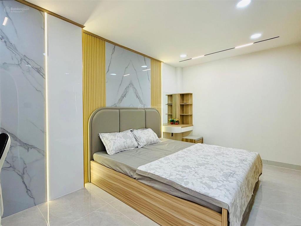 Bán nhà 309/2 nguyễn oanh p17 có thang máy 8,8 tỷ ngang 6m trệt lửng 2 lầu