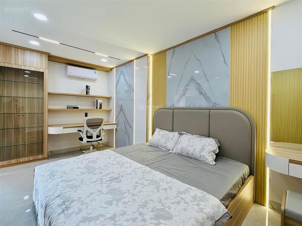 Bán nhà 309/2 nguyễn oanh p17 có thang máy 8,8 tỷ ngang 6m trệt lửng 2 lầu