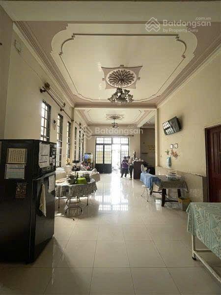 Hiếm có căn thứ 2mặt tiền rộng giá tốtkẹt bán nhà 4262tầngmặt tiền thoại ngọc hầu quận tân phú