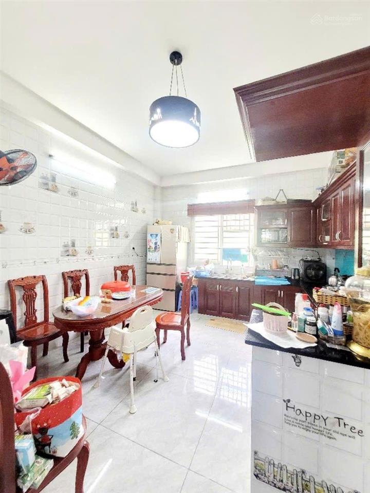 Quá hiếm rộng đẹp rẽđịnh cư bán nhà 4.2x204 tầnghxh nguyễn hồng đào khu bàu cát q.tân bình