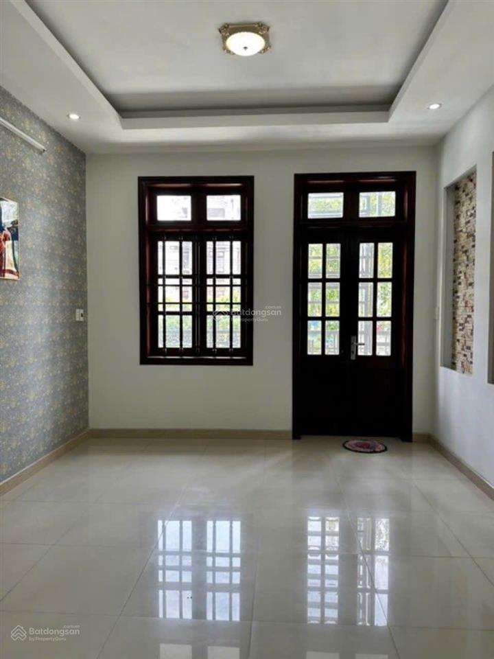 Tìm hoài mõi chânhót rộng đẹp giá tốtthuê caonhà 4.2x244tầngmặt tiền đường nguyễn văn quá q.12