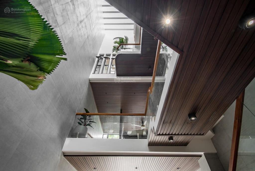 Bán nhà khu ao sen mt đ. số 30 , 5x20m, 3 .5 tấm, giá 18.5 tỷ. gần aeon