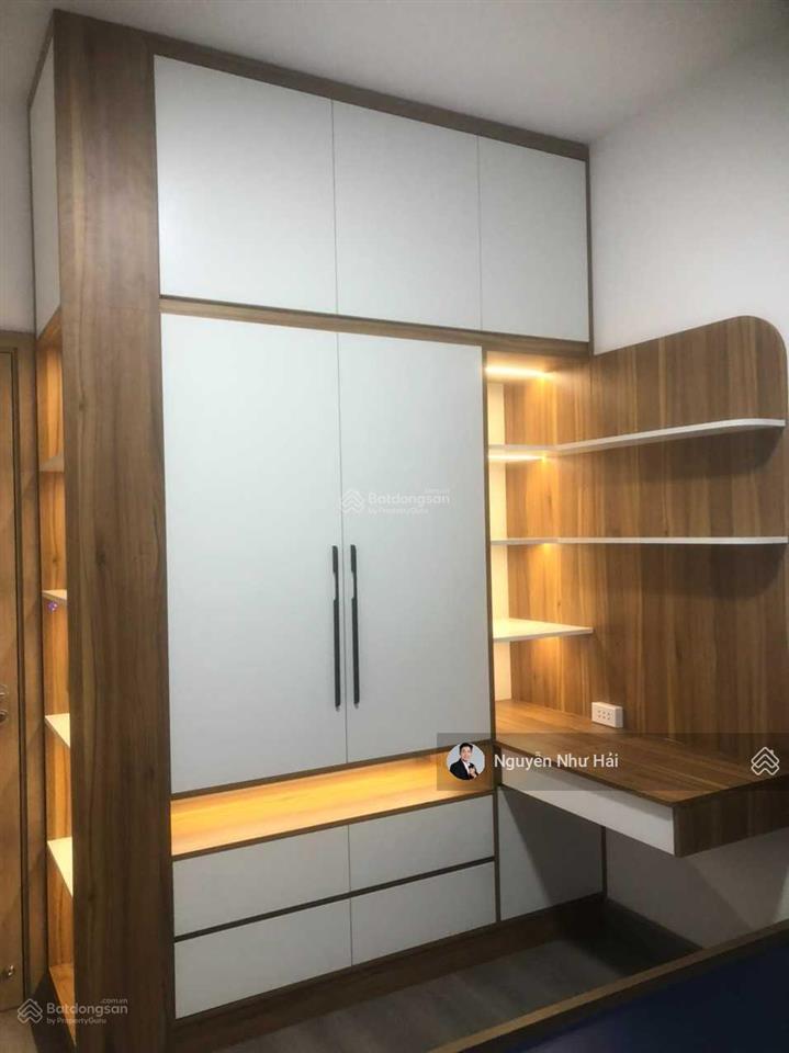 Cho thuê sky villa celadon city  220m2/3pn/2wc  nội thất cơ bản  có garage trong nhà. giá 29tr
