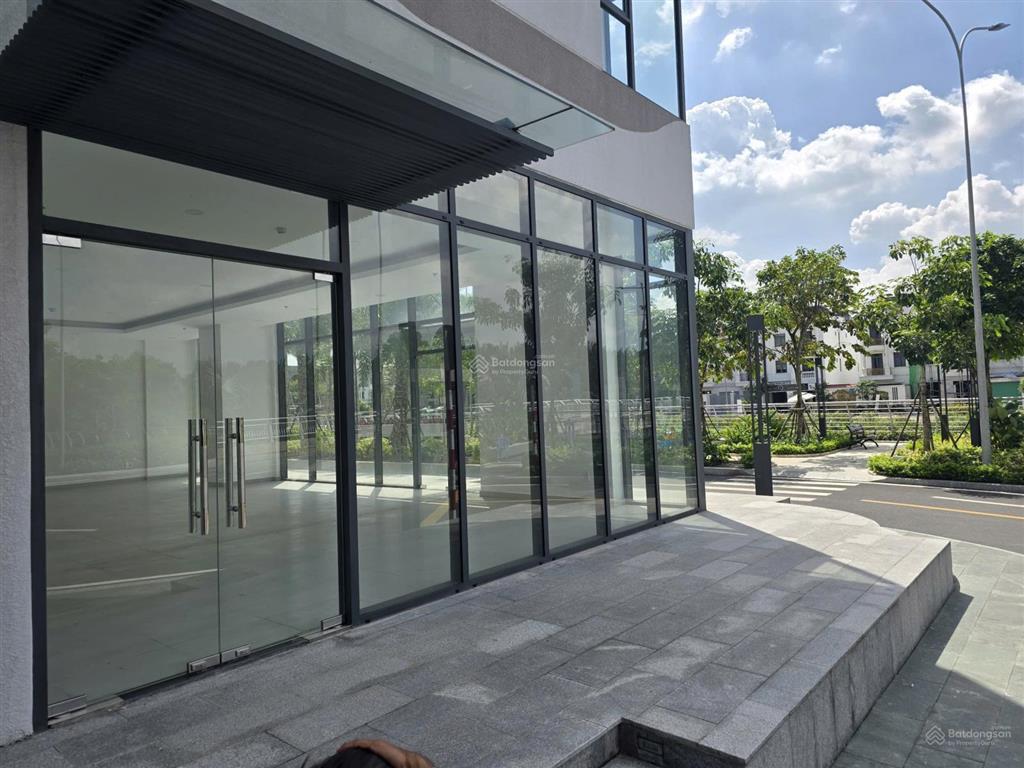 Cho thuê căn góc shophouse đẹp nhất dự án tại mt eastmark city, 29 triệu, 190m2  mặt tiền 20m