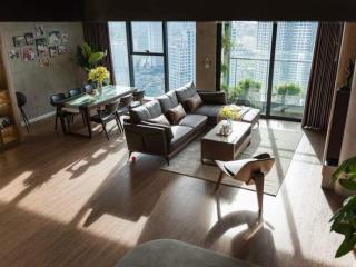 chủ  gửi bán CH imperia Garden 143 Nguyễn Tuân 148m2 3PN Full đồ,căn đập thông hiếm bán.LH:0987362225