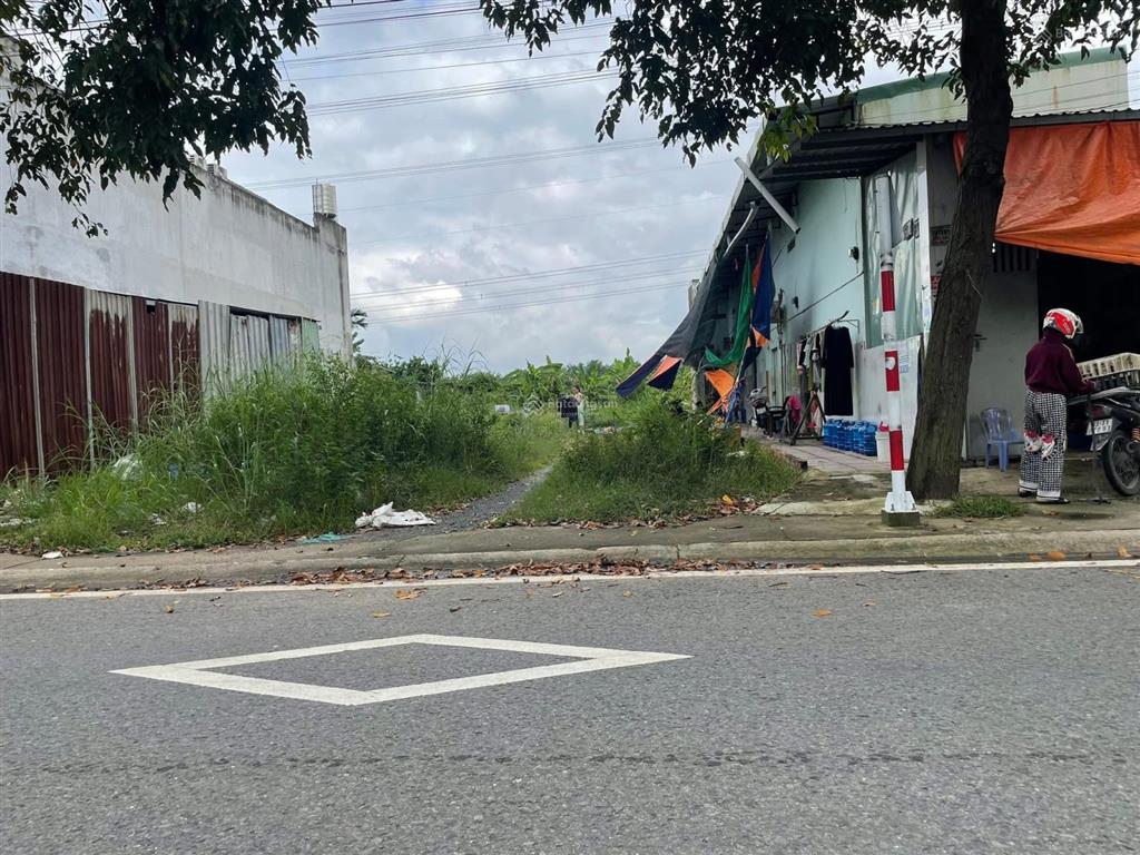 Đất thành phố mới chính chủ gửi đường số 84 dân nhập cư nhiều. sạch sẽ, phát triển, 5x28m full tc