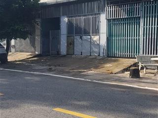 Bán dãy trọ dòng tiền 14tr/th, diện tích 10x20 full thổ cư. gần trung tâm tpm , đường nhựa 8m