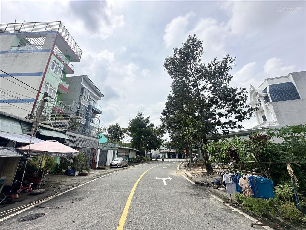 Bán đất đầu tư vị trí gần trung tâm vòng xoay metro,kcn visip2, siêu thị aeon mall, 100m2 full tc