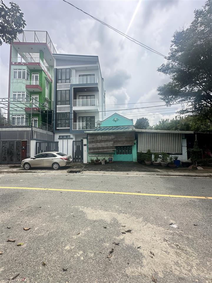 Bán đất đầu tư vị trí gần trung tâm vòng xoay metro,kcn visip2, siêu thị aeon mall, 100m2 full tc