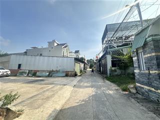 Hàng ngộp siêu rẻ 10x40 tc200m2 gần ngã tư phạm ngọc thạch, xây biệt thự, căn hộ , trọ..