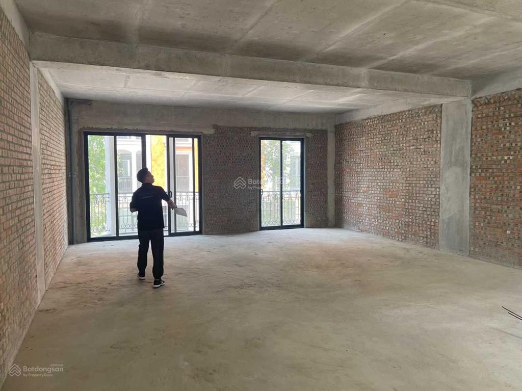 Shophouse a7 lô vip sun sầm sơn 112,5m2 xây 5t, hoàn thiện mặt ngoài, sổ đỏ lâu dài. giá 9.x tỷ