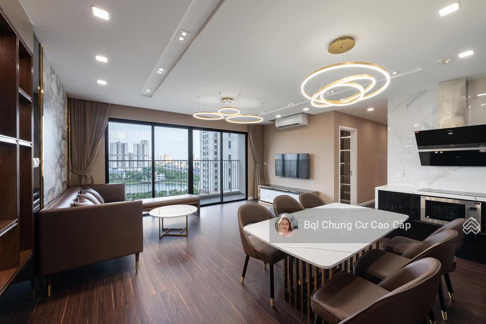 Chính chủ bán căn hộ 3 ngủ vinhomes d'capitale cầu giấy view hồ 112m2, chỉ 14 tỷ