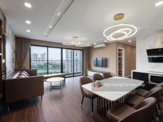 Chính chủ bán căn hộ 3 ngủ vinhomes d'capitale cầu giấy view hồ 112m2, chỉ 14 tỷ